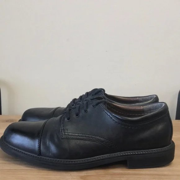 Dockers Men’s Gordon Leather Oxford Dress Shoe - Picture 7 of 8